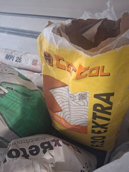 Omietky, cement, stierky - 8
