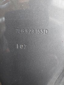 VOLKSWAGEN TUAREG 1 7L PREDNÁ KAPOTA - 8