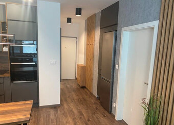 Prenájom 2,5 izbový byt NUPPU- Hraničná 28/B - 8