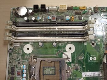 HP Compaq 8100 Elite Matičná doska s procesorom Intel i7 - 8