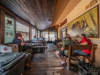 INVESTIČNÁ PRÍLEŽITOSŤ na PASÍVNY PRÍJEM - ZABEHNUTÁ KRČMA s - 8