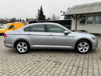 Volkswagen Passat 2.0 TDI Elegance DSG - 8