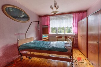 5,5 izbový starší rodinný dom na predaj - Valaská Dubová - R - 8