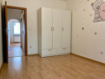 Kompletne prerobený 3-izbový byt na prenájom, Komárno - 8