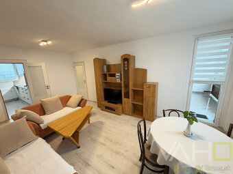 Prenájom moderného 3i bytu v blízkosti centra, Hlboká ul. Tr - 8