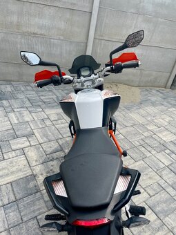 Ktm duke 390 - 8