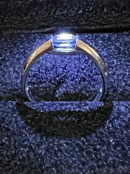 Zlatý dámsky prsteň - prstienky - 8