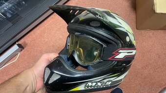 Helmy prilby motorka motocykel šport - 8