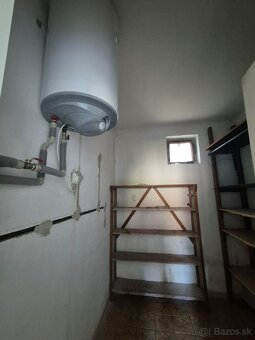 Na predaj 3 izbový rodinný dom v Kolárove - 8