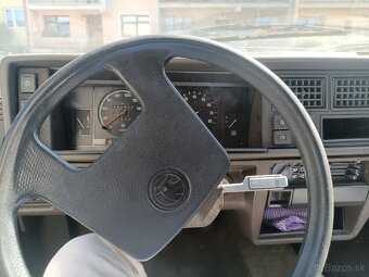 Forman, modrá, r.v. 1992 - 8