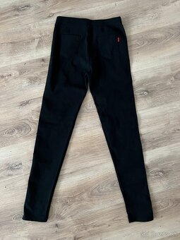 Ružové a čierne nohavice - 8