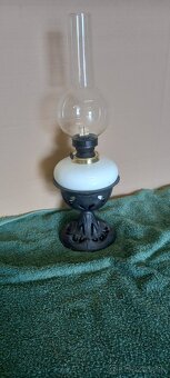 Starožitné petrolejové stolové lampy - 8