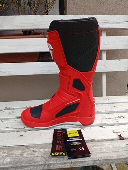 Prilba čižmy SHOT červená - 8