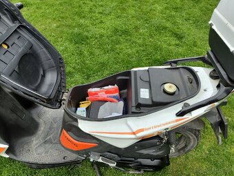 Kymco super 8 - 8