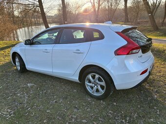 Volvo V40 D2 2.0L 120k Momentum 2017 - 8
