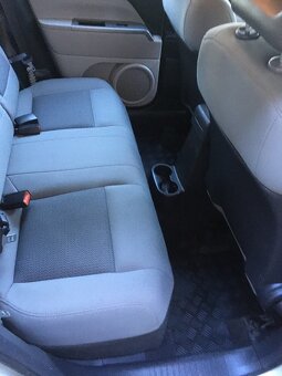 JEEP Patriot 2008, 2.0 diesel 4×4, manuál - 8