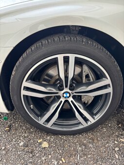 BMW 750xd - 8