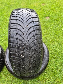 Zimne pneumatiky 235/60 r 16 - 8