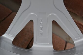 5x112 R18 Zimna sada Cupra Formentor + 245/45 R18 Gripmax - 8