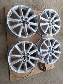 Mazda 3 cx-30 cx-3 cx-5 cx-7 kia 5x114,3 r18 - 8