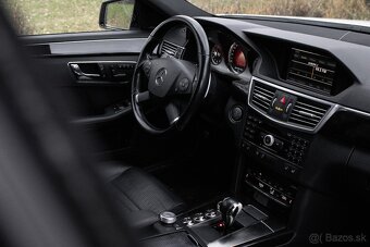 Mercedes-Benz E trieda Sedan E63 AMG - 8