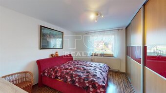 TUreality ponúka na predaj 4 izbový rodinný dom 200 m2... - 8