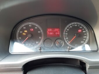 Volkswagen Caddy - 8