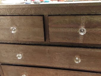 Originálna komoda znížená cena - 8