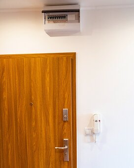 2-IZBOVÝ BYT NA ULICI MLÁDEŽE-ZNÍŽENÁ CENA - 8