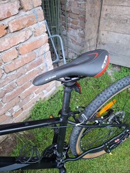 Predám Serious 29er/Mko-43 cm/3x8, odpruzena vidla - 8