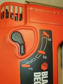 PRIAMOČIARA PÍLA – BLACK&DECKER - 8