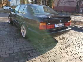 BMW E34 525ix 4x4 - 8