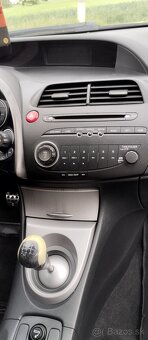 Honda Civic 1.4i Sport - 8