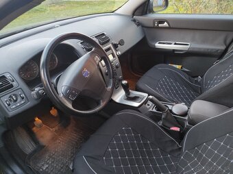 Predám Volvo V50 - 8