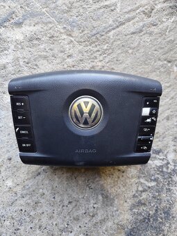 NÁHRADNÉ DIELY VOLKSWAGEN TOUAREG 7L - 8
