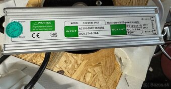 Ventilátor / kompresor s napájacím zdrojom a LED pásikmi - 8