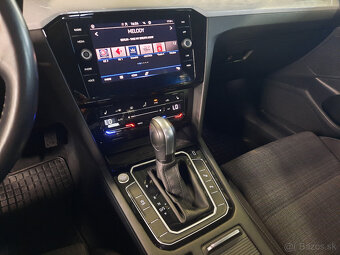 Volkswagen Passat Variant 1.5 TSI ACT Business DSG - 8