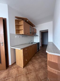 Prenájom 3 izbového bytu Medvedzie - 8