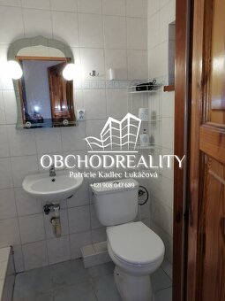 🏡 Predaj murovanej chaty s úžasným výhľadom na Šíravu - 8