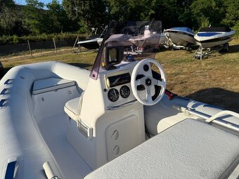Nafukovací motorový čln (RIB) - GRAND S470L - Mercury 60HP - 8