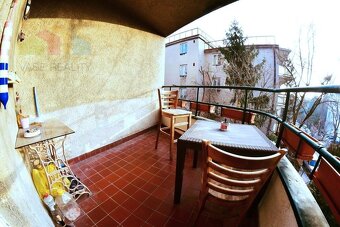 Na prenájom veľký 3,5 izbový byt s balkónom + KK, 118 m², ul - 8