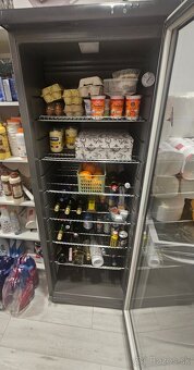 Chladiaca vitrína BEKO ( WHIRLPOOL ) - 8