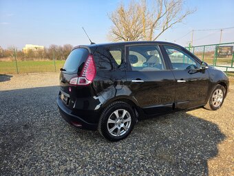 Renault Mégane Scénic 1.4 16V benzín - 8