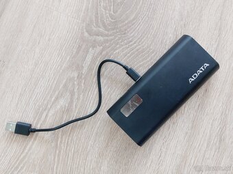 Mama ruksak Jamba s powerbank Adata - 8