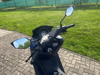 Yamaha NMAX 125 - 8