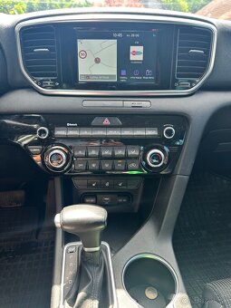 KIA sportage 1.6 CRDI - 8
