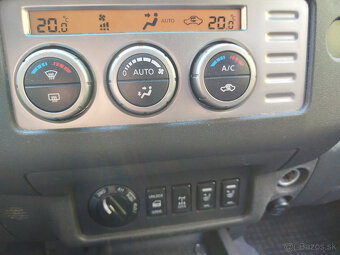 Nissan Navara D40 - 8
