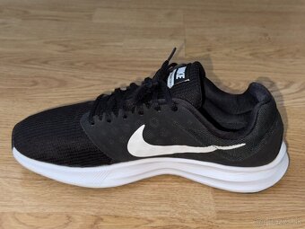 Tenisky Nike, 42 - 8