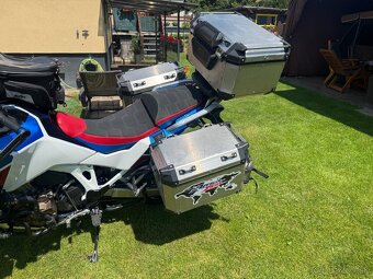 Honda Africa Twin Adventure sport 1100, manuál 2021 - 8