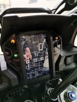 Honda Africa Twin CRF 1000 - 8